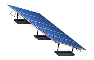 Solar mounting structure for flat roofs